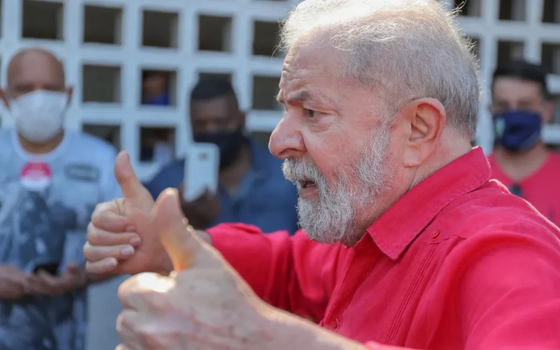 Luiz, Inácio Lula da Silva;