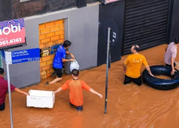 desastre, tragédia, emergência;