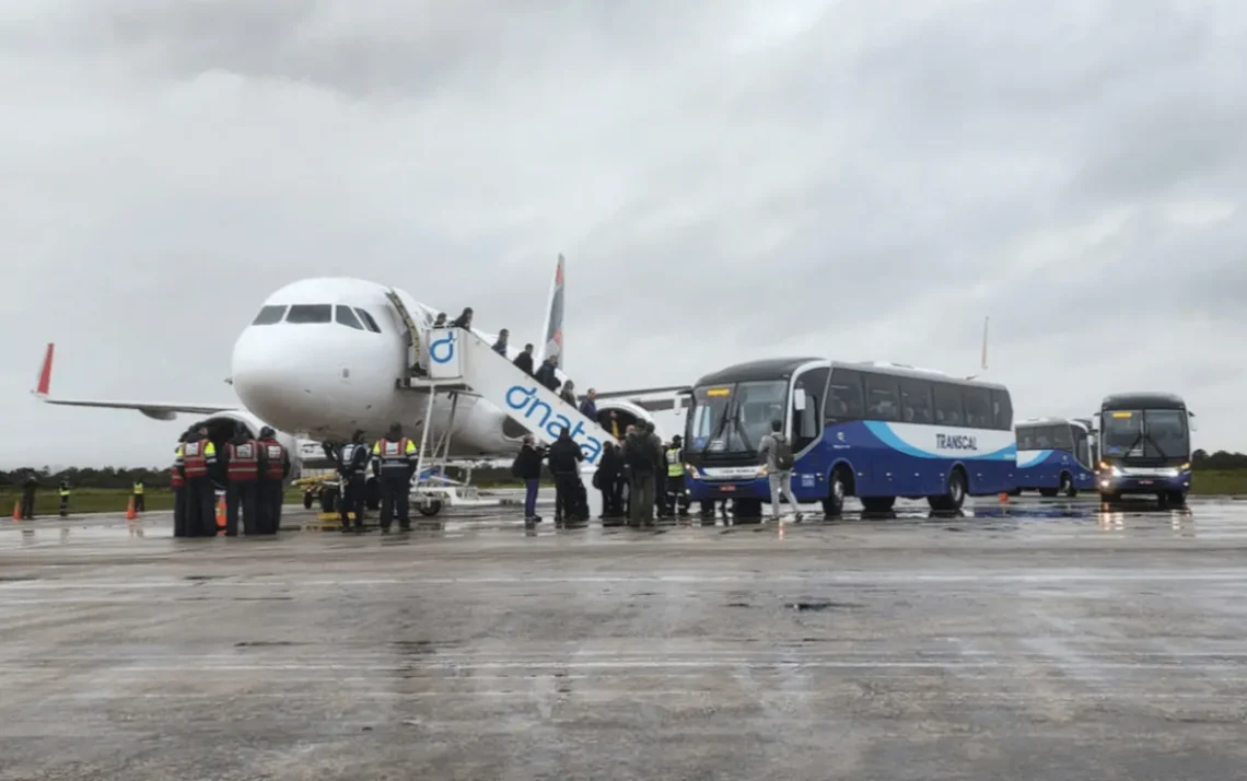 aeroporto, de Porto, Alegre;