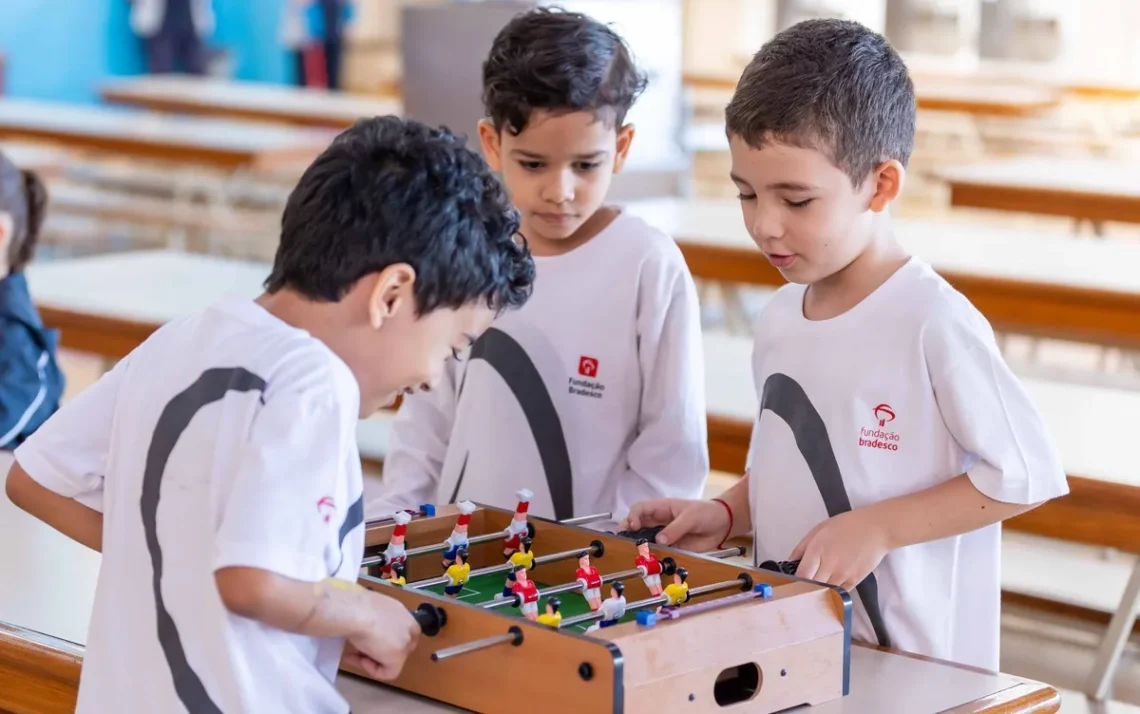 ensino básico, formação básica, ensino fundamental, escolar básico, escola básica;