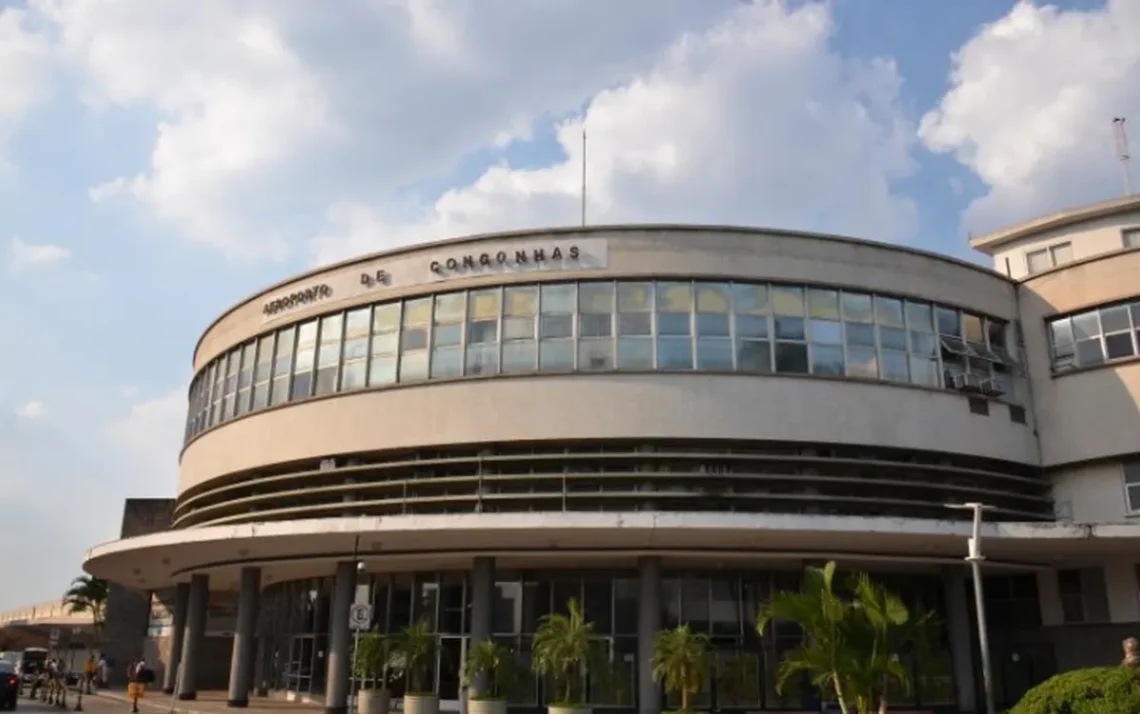 operadora, aeroportuária;